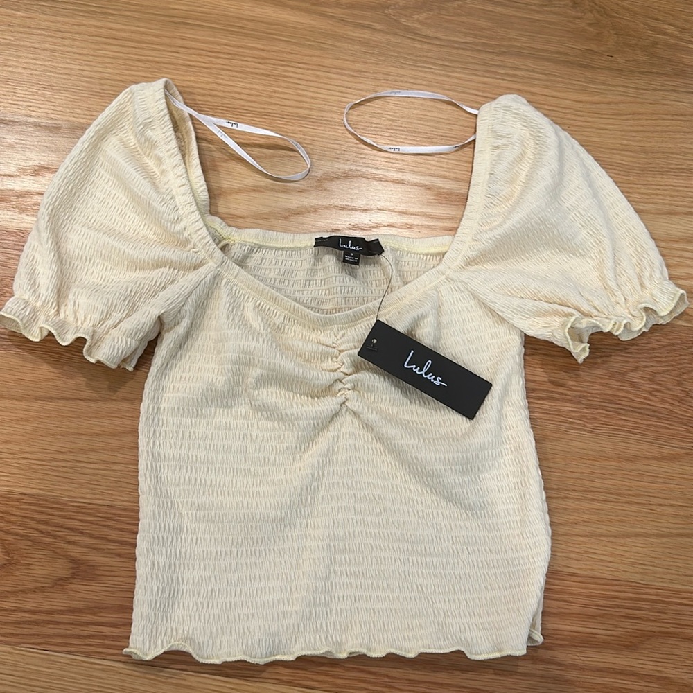 Lulus puff sleeve yellow top